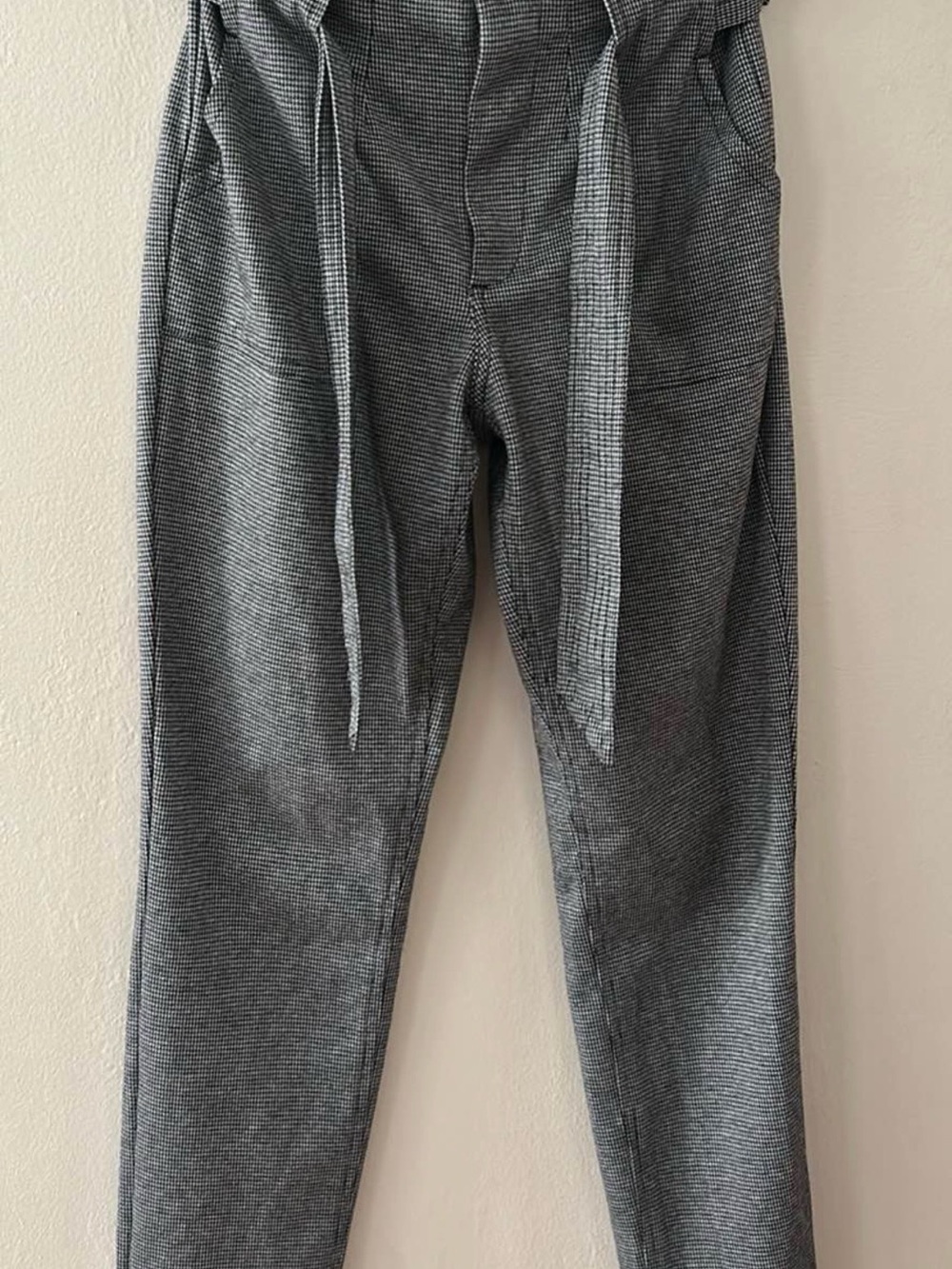 SO Gray Houndstooth Straight-Leg Pants with Self-Tie Waist